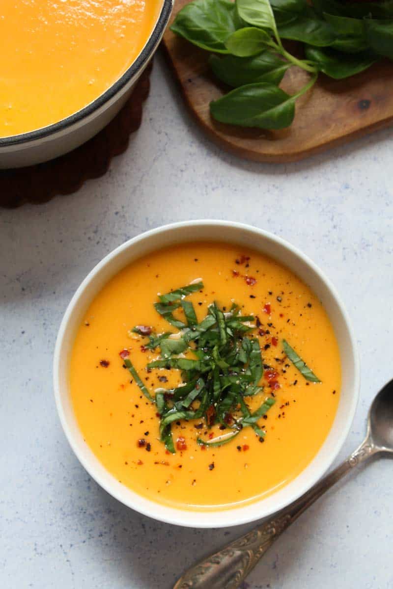 easy gluten-free tomato and basil soup in a bowl