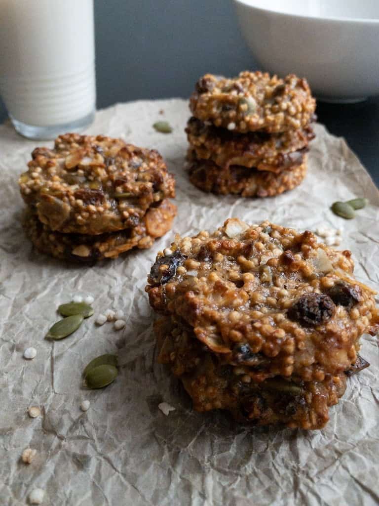 Healthy banana and peanut butter cookies