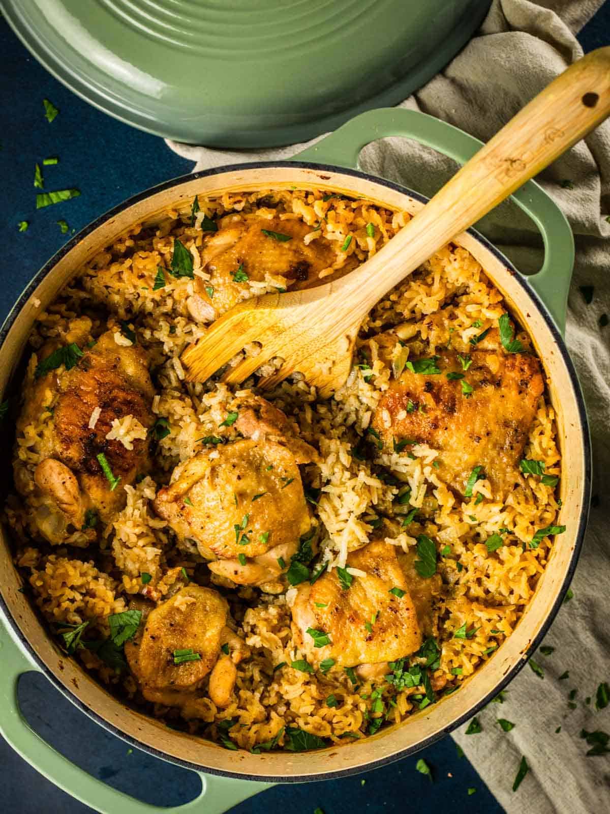 chicken thighs and rice cooked in one pot